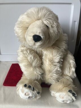 DITZ DESIGNS Polar Bear Weighted Paws Stuffed Animal Plush The Hen House W Tag